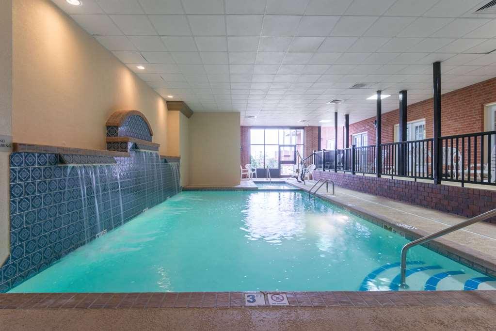 Ramada By Wyndham Topeka Downtown Hotel & Convention Center Facilidades foto